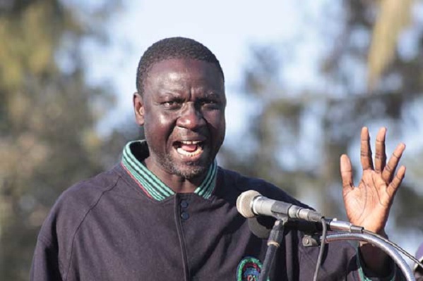 Abdoulaye Ndoye dément le ministre de l'éducation nationale: « Il raconte des histoires…Macky Sall déteste les enseignants... » Abdoulaye Ndoye dément le ministre de l'éducation nationale: « Il raconte des histoires…Macky Sall déteste les enseignants... »