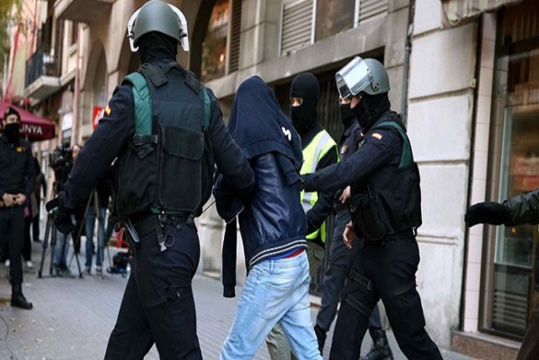 Canada : Un Sénégalais arrêté pour avoir poignardé à mort son épouse Canada : Un Sénégalais arrêté pour avoir poignardé à mort son épouse