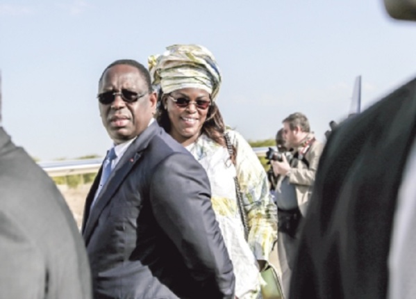 Comment Macky et Marième courtisent les catholiques Comment Macky et Marième courtisent les catholiques