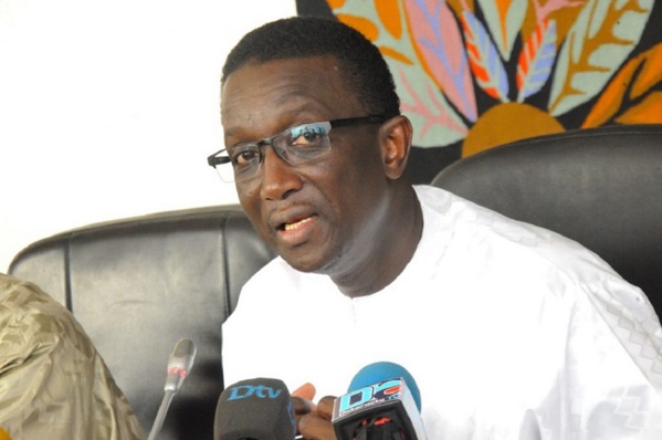 Ces révélations inquiétantes: 800 milliards d’arriérés intérieurs, le non-paiement des bourses et la non commercialisation de l'arachide... Ces révélations inquiétantes: 800 milliards d’arriérés intérieurs, le non-paiement des bourses et la non commercialisation de l'arachide...