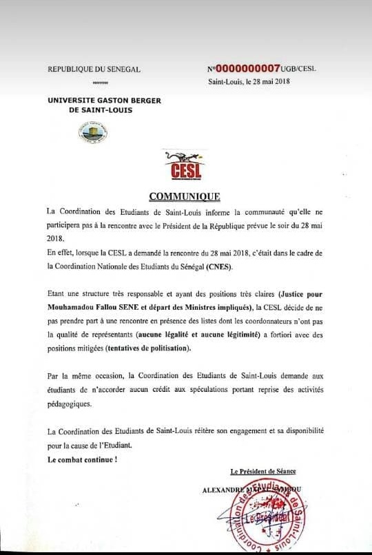 Dernière minute: les étudiants de Saint Louis boycottent Macky Sall Dernière minute: les étudiants de Saint Louis boycottent Macky Sall