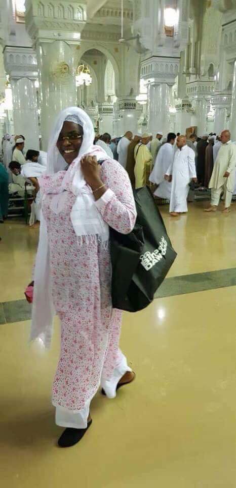 Adjaratou Marieme Faye Sall en Umra à la Mecque