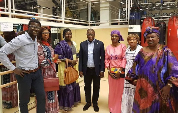 France: Baldé dîne et échange avec la communauté Africaine France: Baldé dîne et échange avec la communauté Africaine