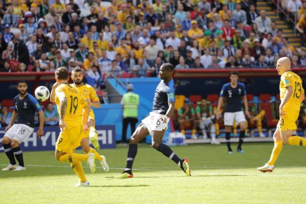 La France souffre mais bat l'Australie La France souffre mais bat l'Australie