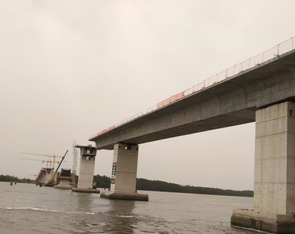 Pont de Farafégny : l’achèvement des travaux prévu ’’d’ici fin 2018’’ (MINISTRE)