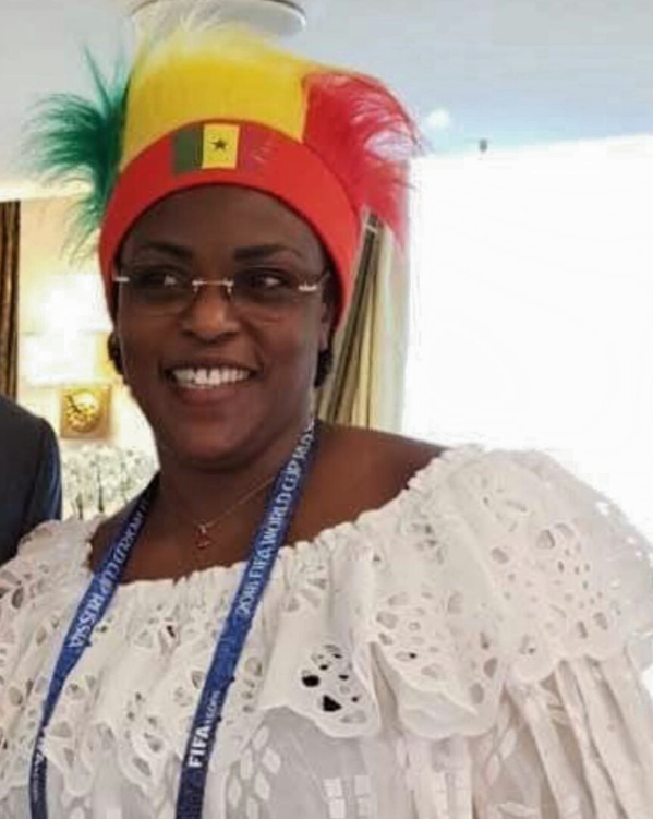 Marième Faye Sall toute heureuse ! Marième Faye Sall toute heureuse !