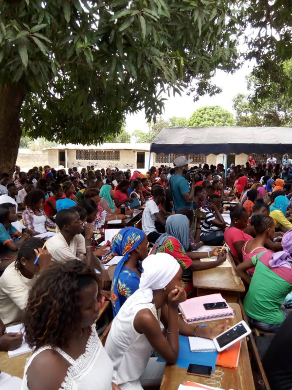 Préparation du BAC : le DG de l’ANRAC renforce les élèves de Ziguinchor Préparation du BAC : le DG de l’ANRAC renforce les élèves de Ziguinchor