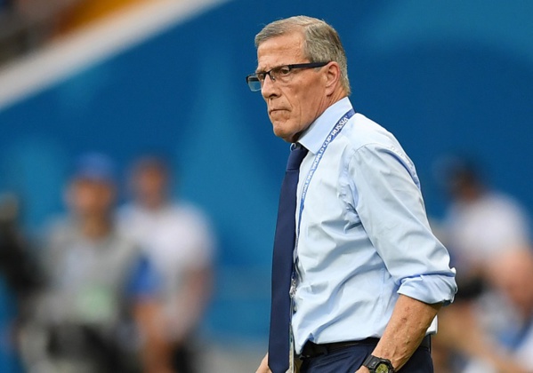 Le coach de l’Uruguay : « …dans le groupe français il y a autant de joueurs nés en Afrique »