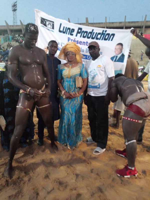 Léna Diedhiou marraine du combat de lutte Toubacouta et Boy Niamone 