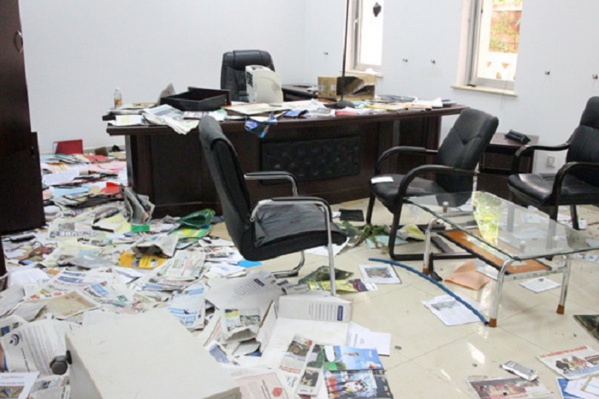 Banlieue: le siège de l'APR complètement saccagé Banlieue: le siège de l'APR complètement saccagé