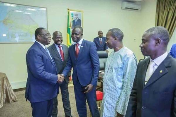 Modou Diagne Fada, le nouveau courtier de Macky ? Modou Diagne Fada, le nouveau courtier de Macky ?