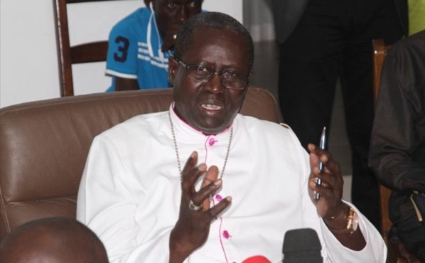 Monseigneur Ndiaye se prononce sur l'affaire Imam Ndao: « Pour rendre la justice, la conscience nous impose... » Monseigneur Ndiaye se prononce sur l'affaire Imam Ndao: « Pour rendre la justice, la conscience nous impose... »