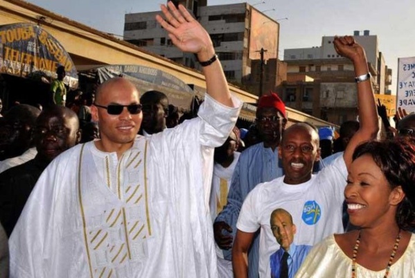 Le Procureur du Qatar à Banjul: Karim va t-il terminer son exil en Gambie ? Le Procureur du Qatar à Banjul: Karim va t-il terminer son exil en Gambie ?