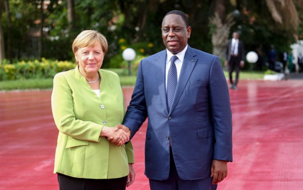Macky Sall à Merkel: « Nous sommes honorés de vous recevoir au Sénégal » Macky Sall à Merkel: « Nous sommes honorés de vous recevoir au Sénégal »