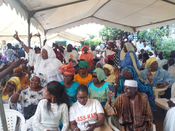 Parrainage: La démonstration de force des libéraux Parrainage: La démonstration de force des libéraux