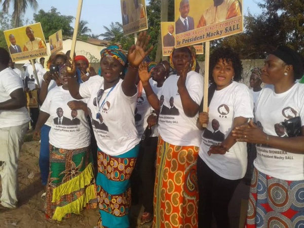 Mobilisation à Ziguinchor: Macky remercie le Dr Mamadou Diombéra
