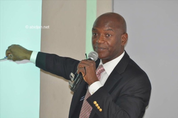 Mamadou KOULIBALY: « Le franc CFA est une grosse escroquerie » Mamadou KOULIBALY: « Le franc CFA est une grosse escroquerie »