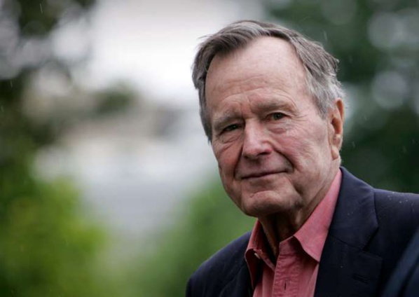 L'ancien président américain George H. W. Bush est mort L'ancien président américain George H. W. Bush est mort