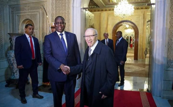 Macky Sall est arrivé en Tunisie pour une visite officielle Macky Sall est arrivé en Tunisie pour une visite officielle