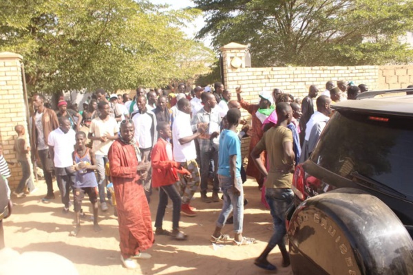 Les images de la visite de proximité de Sonko à Matam Les images de la visite de proximité de Sonko à Matam