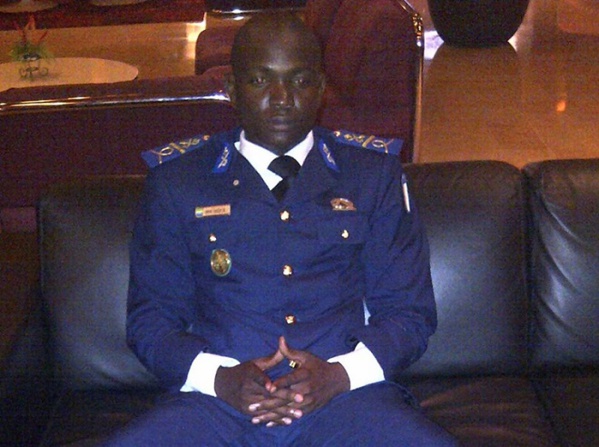 Gabon : Qui est le lieutenant Kelly Ondo Obiang, instigateur présumé de la tentative de coup d’État ? Gabon : Qui est le lieutenant Kelly Ondo Obiang, instigateur présumé de la tentative de coup d’État ?