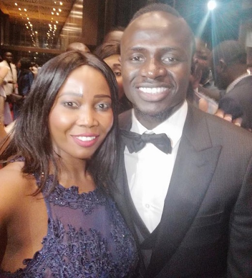 Théodoria Sagna, Ambassadrice de la marque DLC à la cérémonie des CAF Awards  Théodoria Sagna, Ambassadrice de la marque DLC à la cérémonie des CAF Awards