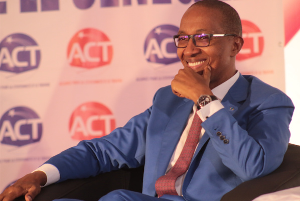 Abdoul Mbaye sur le vol chez lui: «Le Sénégal à l’heure Des Fake News...» Abdoul Mbaye sur le vol chez lui: «Le Sénégal à l’heure Des Fake News...»