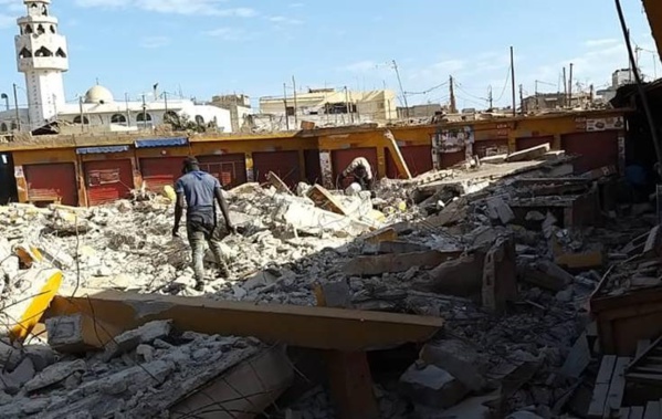 Démolition du marché de Arafte en image Démolition du marché de Arafte en image