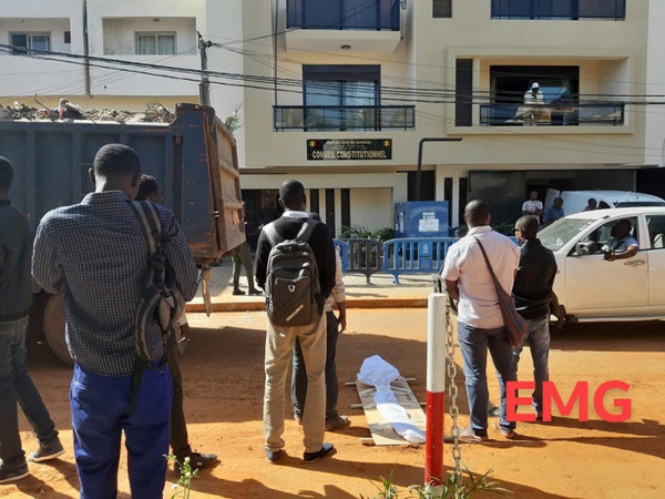 Un « cadavre » devant le Conseil constitutionnel