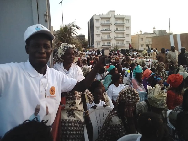 Le leader du MAC/A fait le plein dans les Parcelles Assainies