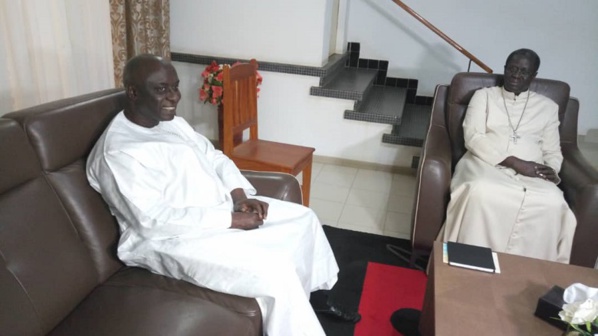 Idrissa Seck reçu par l'archevêque de Dakar Mgr Benjamin Ndiaye