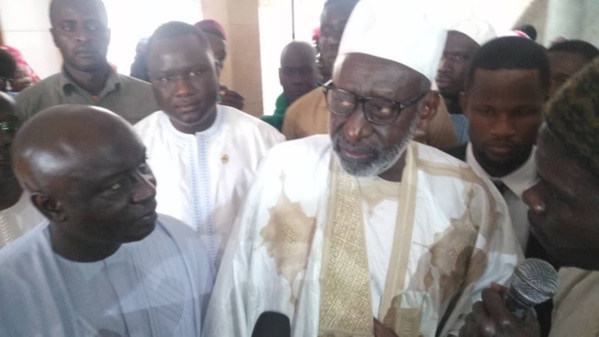 Thierno Madani Tall prie pour Idrissa Seck Thierno Madani Tall prie pour Idrissa Seck