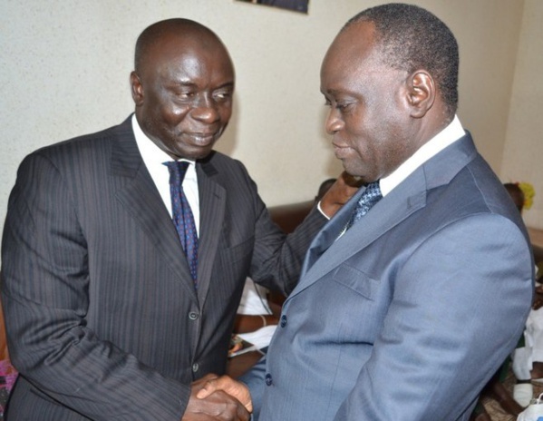 Idrissa Seck s'est rendu chez Me Elhadji Diouf, Aida Mbodji... Idrissa Seck s'est rendu chez Me Elhadji Diouf, Aida Mbodji...