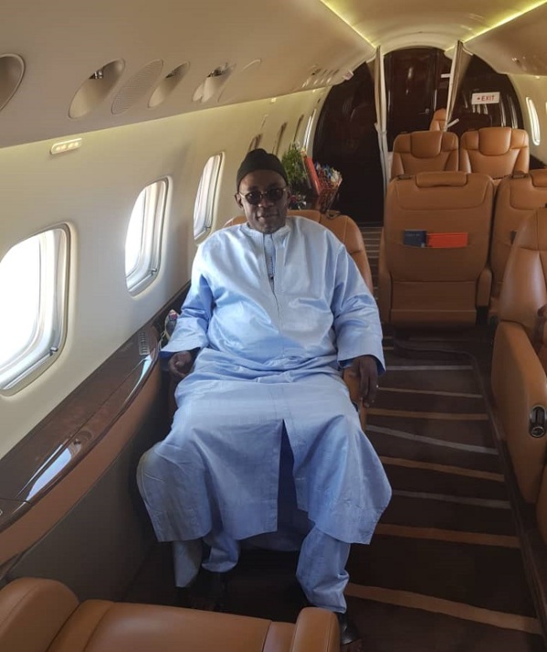 Samuel Sarr débarque à Dakar en Jet privé et prépare une importante déclaration 