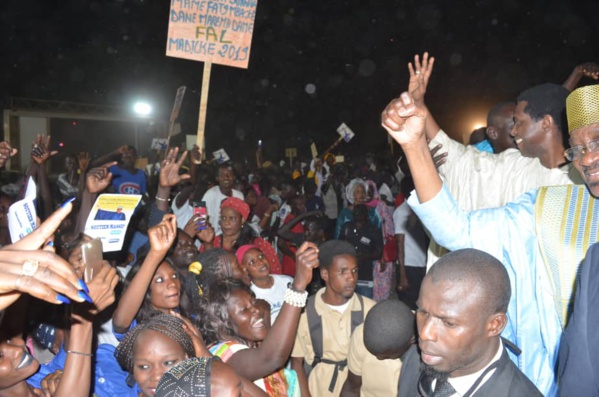 Mobilisation à Touba: Serigne Modou Bousso Dieng bat Macky Mobilisation à Touba: Serigne Modou Bousso Dieng bat Macky