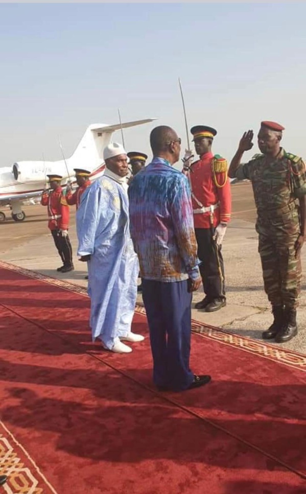 Conakry: Me Wade accueilli avec tous les honneurs