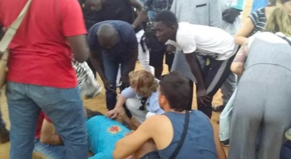 Stade municipal de Mbour: L'effondrement d'une tribune fait plusieurs blessés Stade municipal de Mbour: L'effondrement d'une tribune fait plusieurs blessés