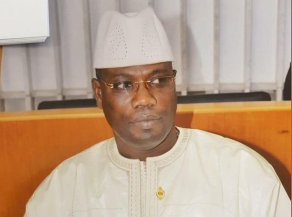 Cheikh Abdou Bara Mbacké déballe : « On m’a proposé de déposer la proposition de loi pour l’amnistie de Karim et Khalifa »