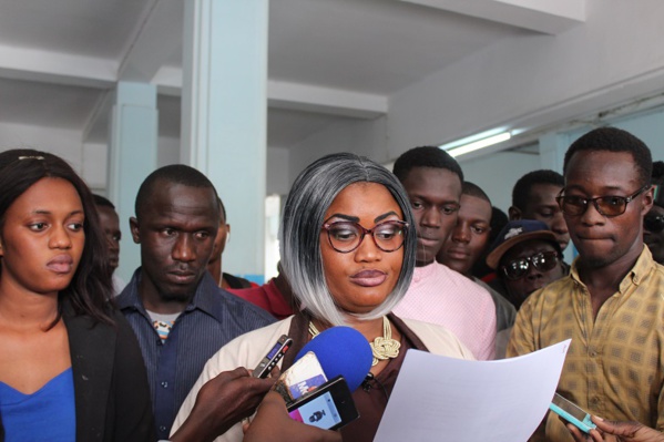 Césaltine Médang offre mille tickets aux étudiants de Rufisque Césaltine Médang offre mille tickets aux étudiants de Rufisque