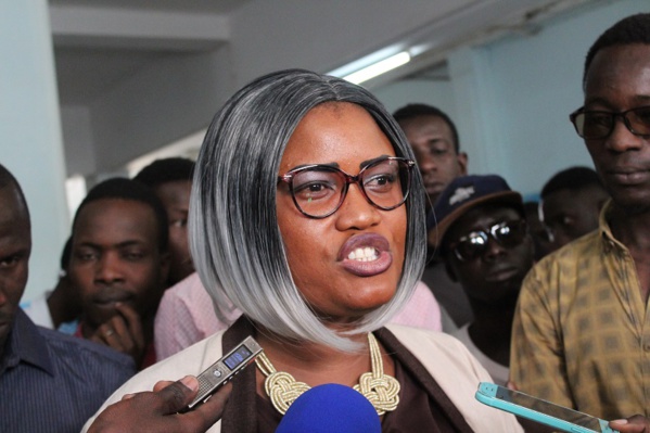 Césaltine Médang dément: « Amadou Ba n’est pas mêlé à cette histoire de financement des candidats de l’opposition» Césaltine Médang dément: « Amadou Ba n’est pas mêlé à cette histoire de financement des candidats de l’opposition»