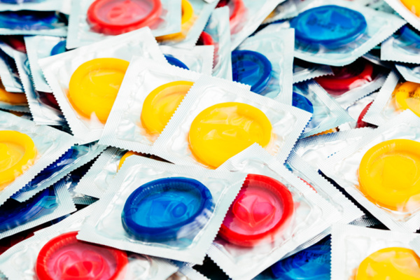 Banlieue : Plus de 66 mille préservatifs distribués aux prostituées et aux homosexuels Banlieue : Plus de 66 mille préservatifs distribués aux prostituées et aux homosexuels