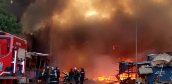 KOLDA - Bagadadji : Un incendie ravage tout sur son passage KOLDA - Bagadadji : Un incendie ravage tout sur son passage