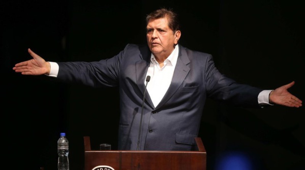 Pérou: l’ex-président Alan Garcia se suicide avant son interpellation Pérou: l’ex-président Alan Garcia se suicide avant son interpellation