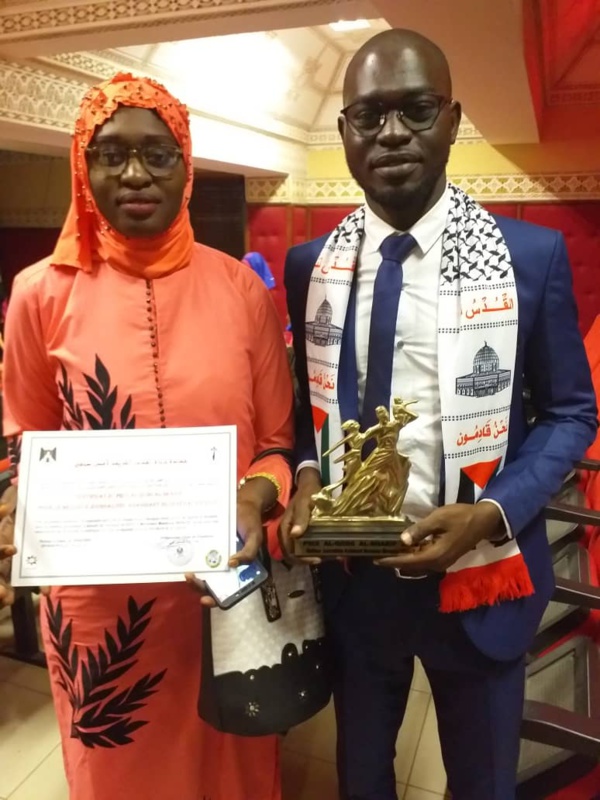 Sénégal: Mohamed Mansour Ndiaye, journaliste de Touba Tv remporte le prix "Jérusalem du meilleur Reporter Arabophone" Sénégal: Mohamed Mansour Ndiaye, journaliste de Touba Tv remporte le prix "Jérusalem du meilleur Reporter Arabophone"