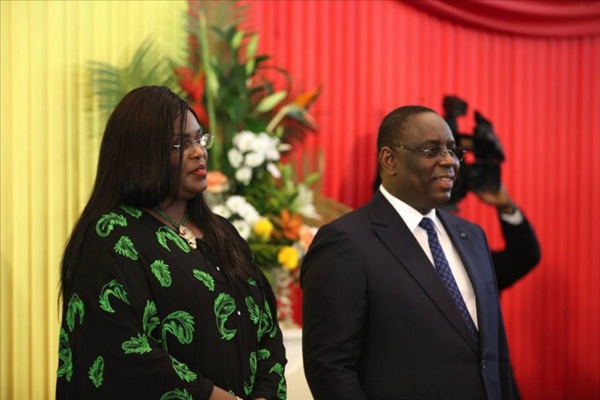 "Macky Sall va devenir plus qu’un roi, un empereur !" "Macky Sall va devenir plus qu’un roi, un empereur !"