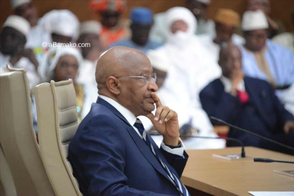 Urgent: Le Premier ministre Malien démissionne Urgent: Le Premier ministre Malien démissionne