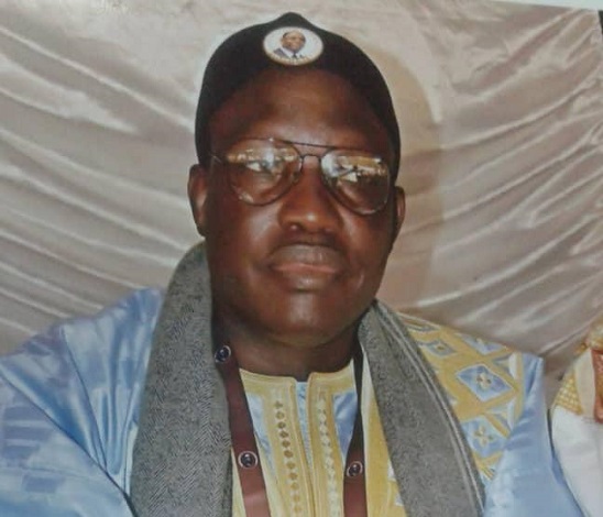 Les mouvements "Sene Italia Trading, Beneen Baat Bu Bess"... rendent hommage à Macky le 03 mai...