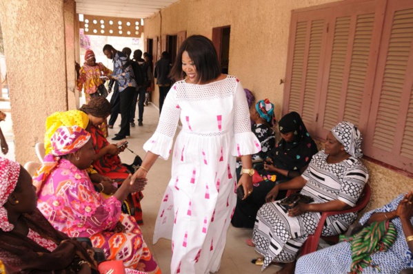 Ramadan 2019: Fatoumata Niang Ba ravitaille plusieurs familles à Grand Yoff Ramadan 2019: Fatoumata Niang Ba ravitaille plusieurs familles à Grand Yoff