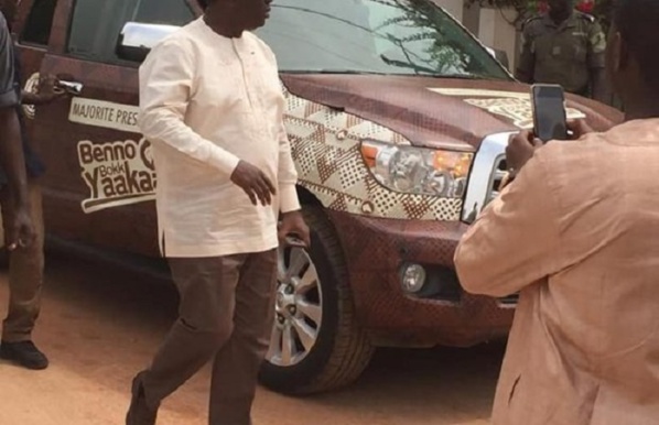 Insolite: Un véhicule de Macky Sall vendu par la DSE/APR de Mauritanie Insolite: Un véhicule de Macky Sall vendu par la DSE/APR de Mauritanie