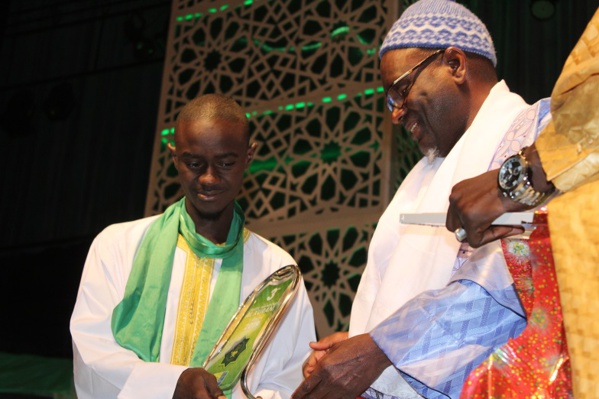 Les temps forts de la deuxième édition du concours annuel de calligraphie du Saint Coran(Images) Les temps forts de la deuxième édition du concours annuel de calligraphie du Saint Coran(Images)